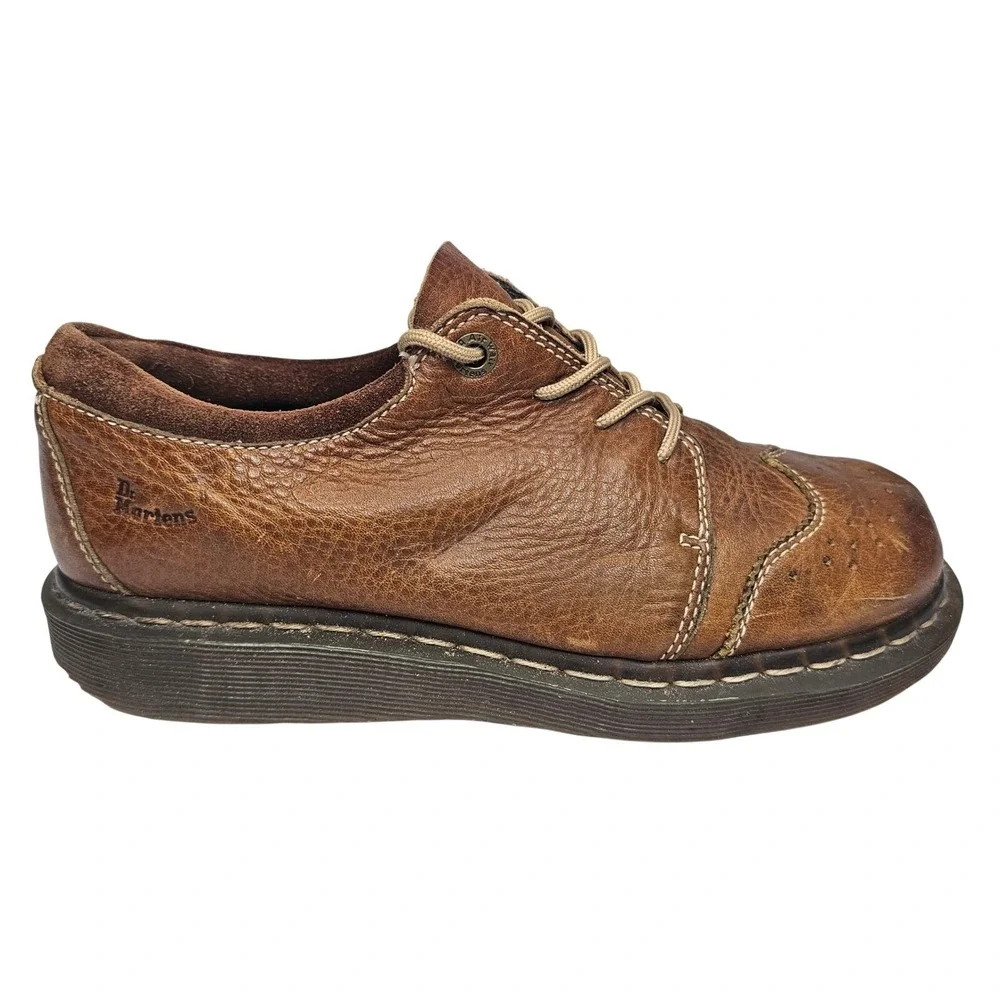 Dr. Martens Women Size 9 Brown Leather Wingtip Oxford Shoes Casual Low Top PC091